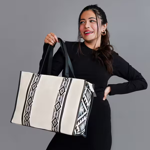 f405d9d5-0a6c-47f9-a9df-cafb6c944ca61711010766284-Nestasia-Textured-Structured-Tote-Bag-3591711010765740-1